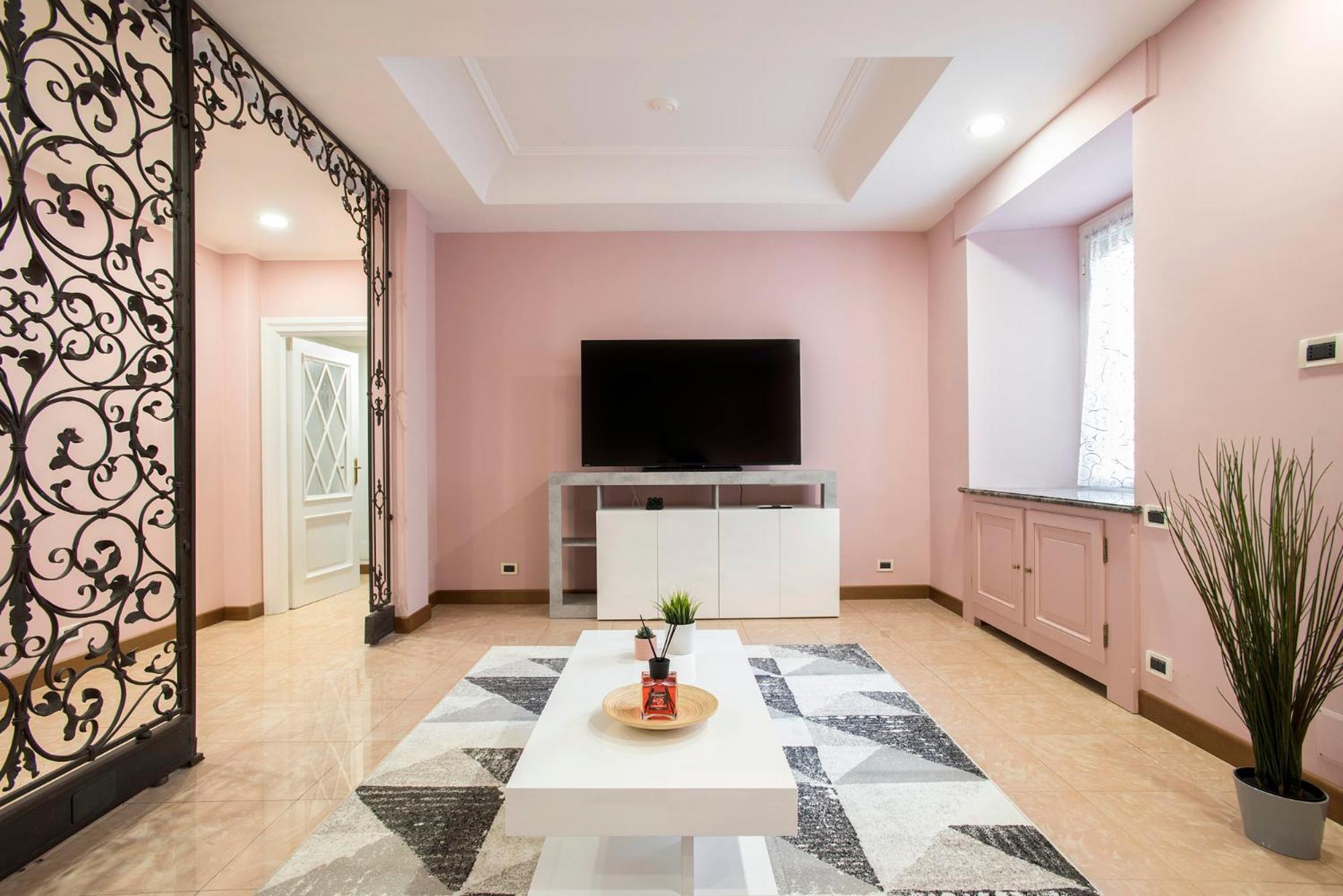 Appia Luxe - A Poche Fermate Del Centro Apartment Рим Екстериор снимка